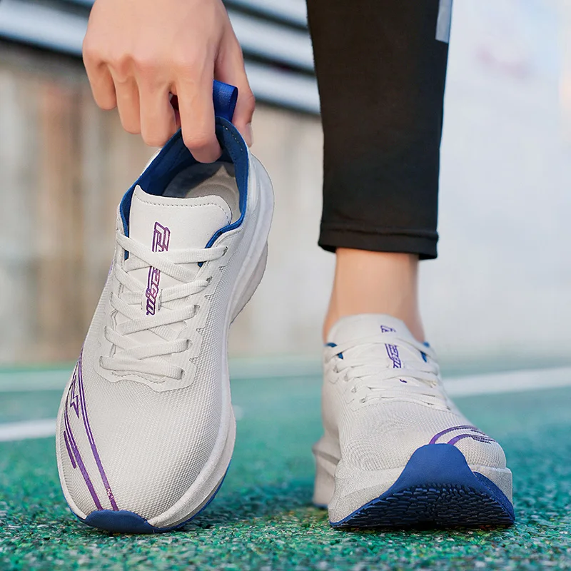 Running Shoes Speciality Carbo - Running Z ulasan dan harga