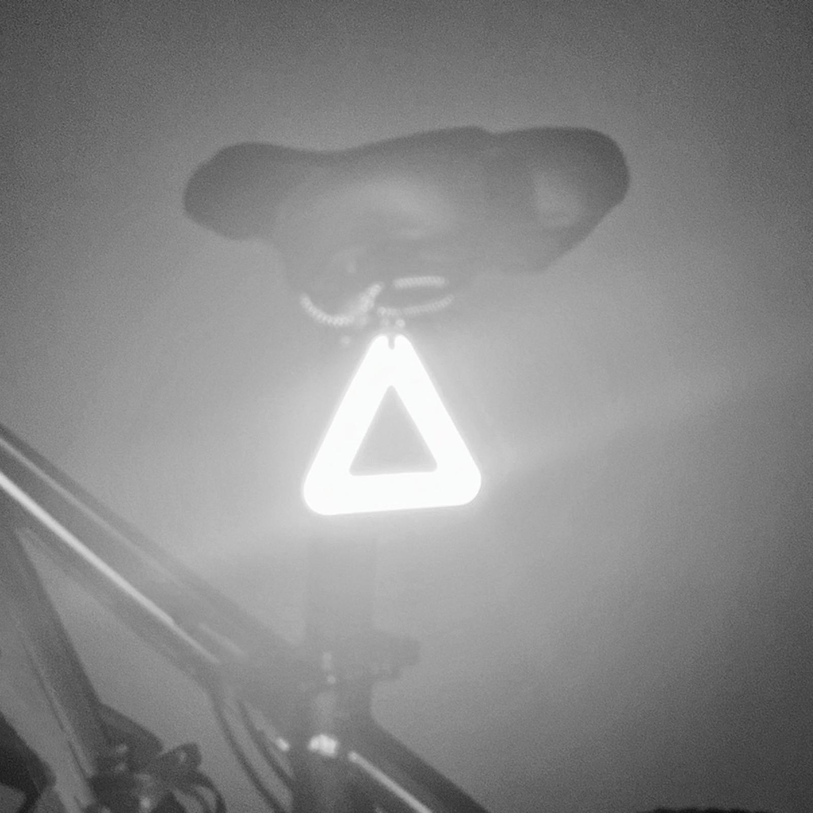 Reflective Pendants High Visib - High And Running Gear ulasan dan harga