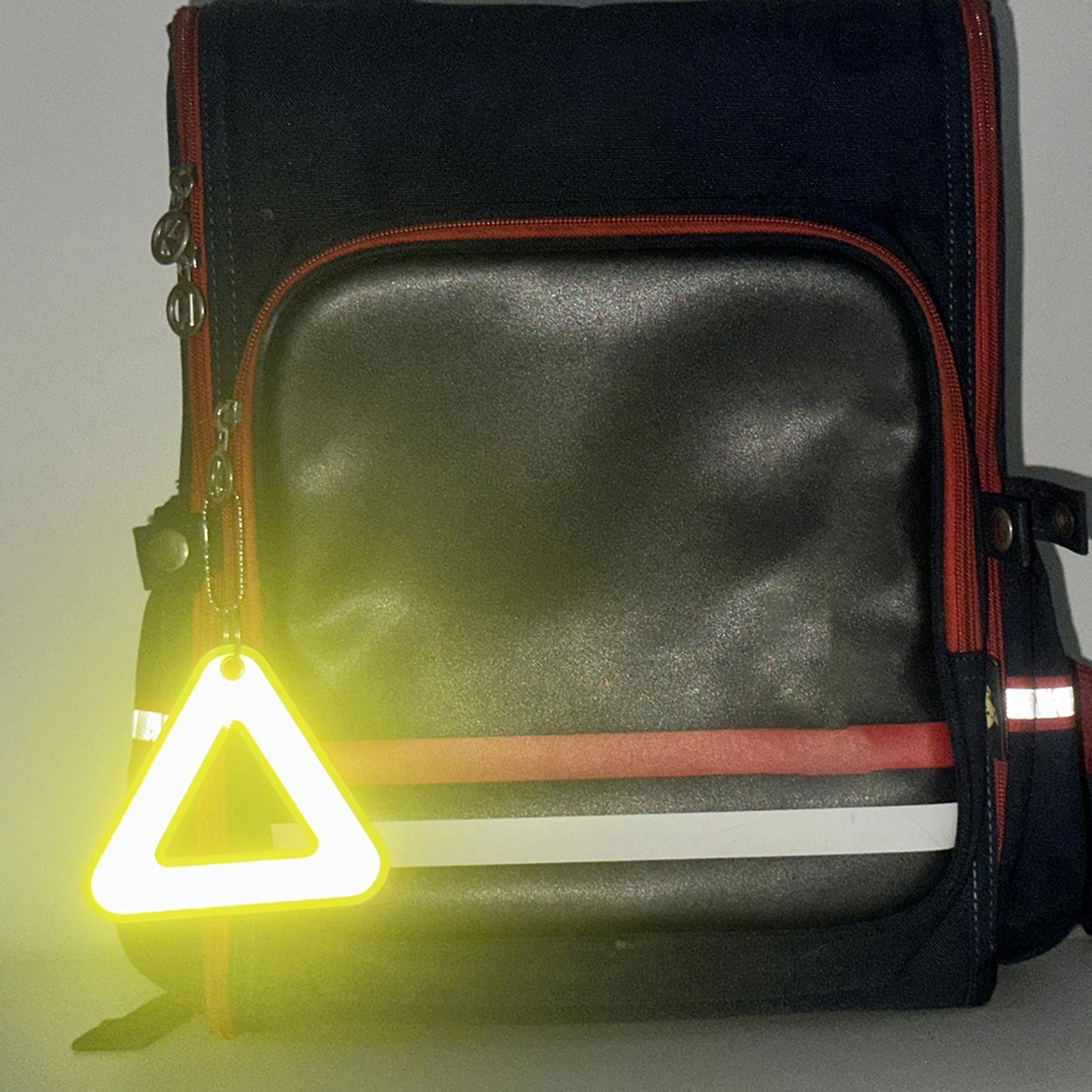 Triangle Reflective Pendants H - High And Running Gear ulasan dan harga